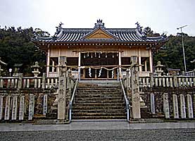 神吉八幡神社拝殿遠景正面