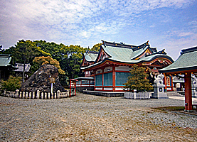 揖西神戸神社社殿全景右より