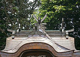 揖西神戸神社奥之院社殿千木