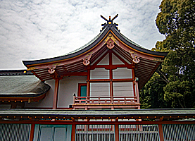 揖西神戸神社本殿左側面