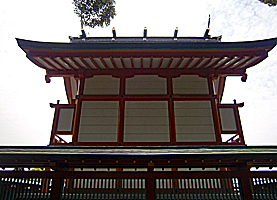 揖西神戸神社本殿背面