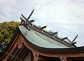 揖西神戸神社本殿千木・鰹木