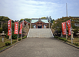 揖西神戸神社参道