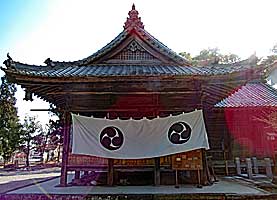 播州加西日吉神社拝殿左側面