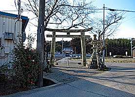 播州加西日吉神社参道入口