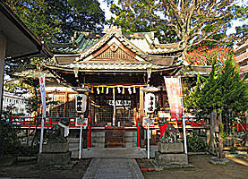 甲子園八幡神社拝殿正面