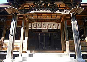 的形湊神社拝殿入口