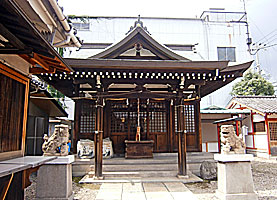 御崎八幡神社拝殿正面