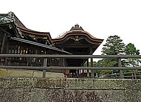 室津賀茂神社西廻廊右側面