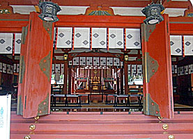 長田神社拝所