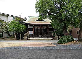 生田七宮神社拝殿遠景