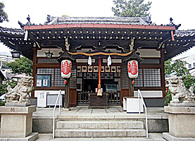 高羽丹生神社拝殿近景