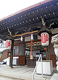 高羽丹生神社拝殿向拝左より