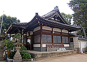 高羽丹生神社拝殿近景左より