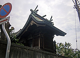 於菊神社本殿左背面