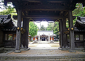 小野住吉神社神門入口