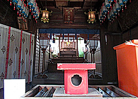 姫路白川神社拝殿内部