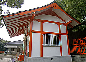 神戸水天宮拝殿左側面