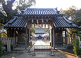 洲本八幡神社神門