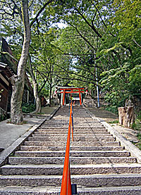 神戸諏訪・諏訪山稲荷神社石段