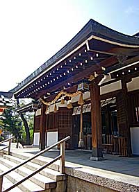 筒井八幡神社拝殿向拝左側面