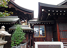 南宮宇佐八幡神社（脇浜神社）幣殿右側面