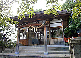 山手熊野神社（宇治野山熊野神社）拝殿左より