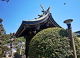 夢野熊野神社本殿右背面