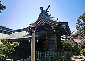 夢野熊野神社本殿左背面