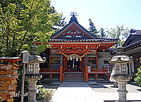 金澤神社拝殿遠景