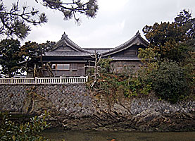 森戸大明神社殿左側面