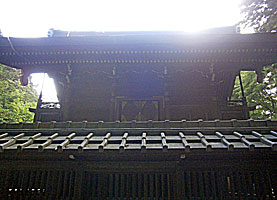 粟田神社本殿背面