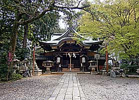 粟田神社内拝殿遠景