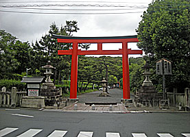 吉田神社社頭
