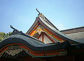 青島神社拝殿破風