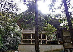 江田神社本殿右側面