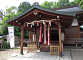 三輪坐恵比須神社拝殿向拝左より