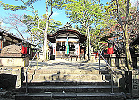 奈良町天神社幣殿遠景