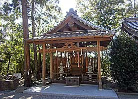 富雄恵美須神社社殿遠景左より