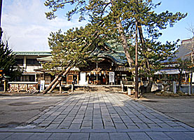 新潟白山神社拝殿