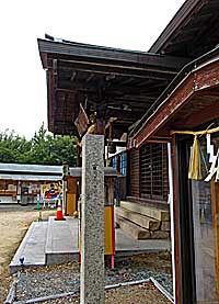 備前北浦箱�ｱ八幡宮拝殿向拝左側面