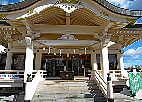 岡山神社拝殿近景正面