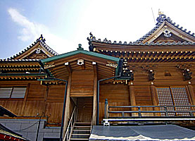 沖田神社拝殿・幣殿左側面