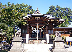 行田八幡神社拝殿正面