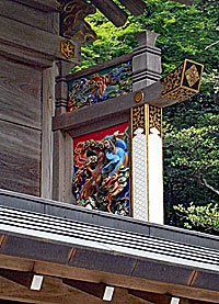 寶登山神社本殿左脇障子
