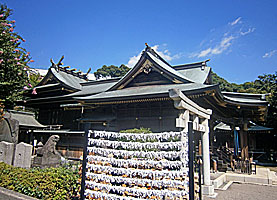 赤羽八幡神社社殿全景