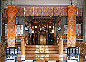 赤塚氷川神社拝殿内部