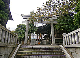 赤塚諏訪神社東鳥居