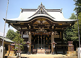 新宿諏訪神社拝殿正面