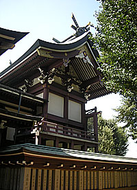 新宿諏訪神社本殿